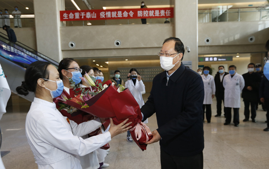 毛偉明董事長到北京電力醫(yī)院、白廣路辦公區(qū)檢查疫情防控工作并開展調(diào)研