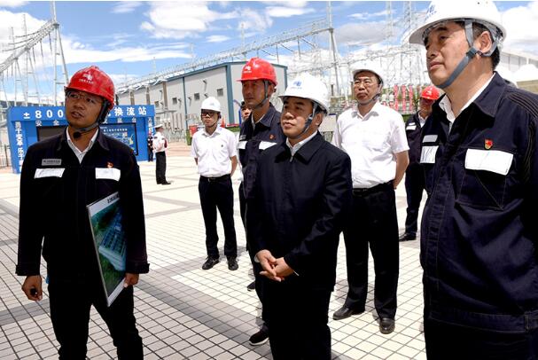 南方電網(wǎng)公司董事長(zhǎng)、黨組書記孟振平赴云南調(diào)研