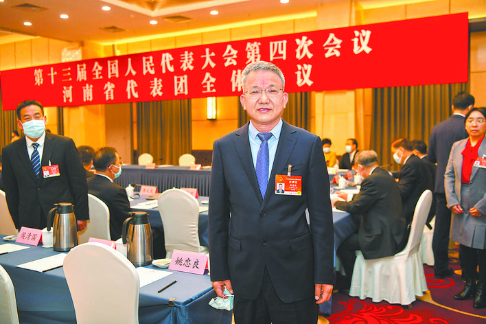 全國人大代表國網新源控股有限公司董事長、黨委書記 侯清國：完善電價機制 促進抽水蓄能
