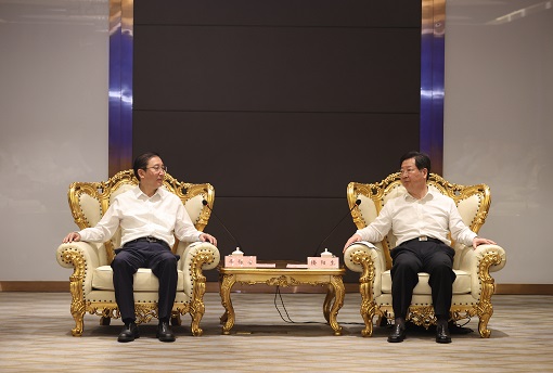 國家電網(wǎng)董事長、黨組書記辛保安拜會河南省委書記樓陽生、省長王凱