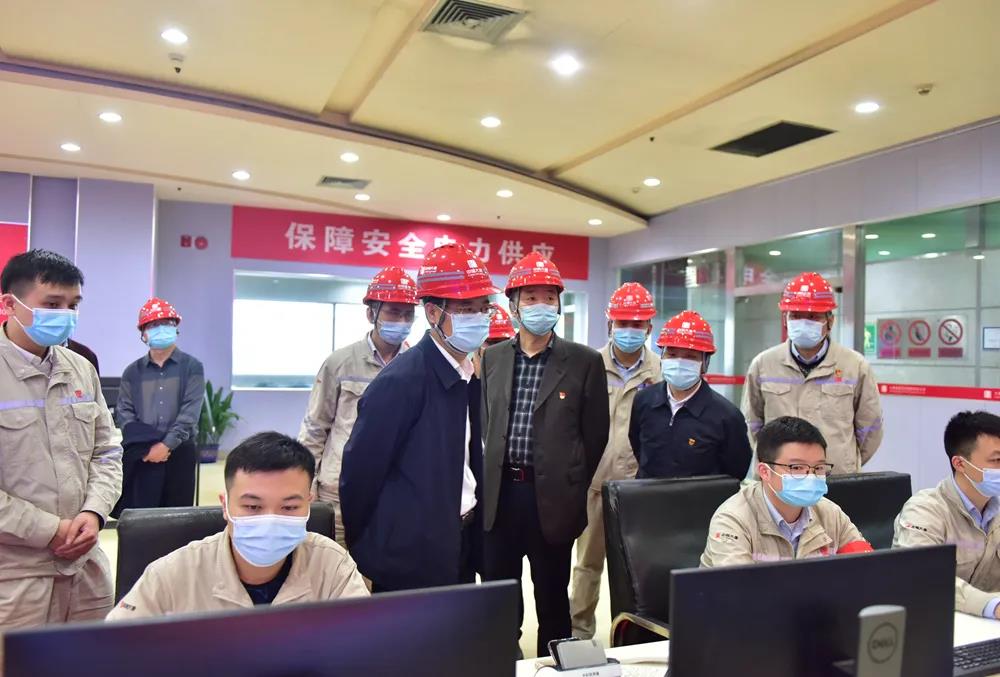 華銀電力賀子波、陳自強一行到湘潭發(fā)電公司調(diào)研