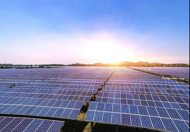 斥資120億！中國(guó)造超大光伏發(fā)電廠