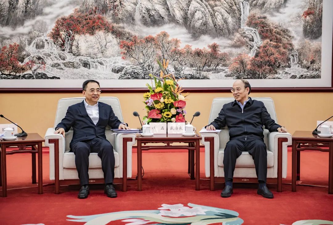 鄒磊拜會中國石油集團(tuán)黨組書記、董事長戴厚良