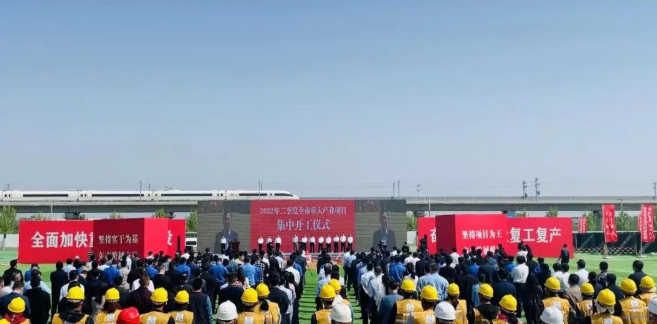 東方日升、晶科、阿特斯同時擴產(chǎn)！
