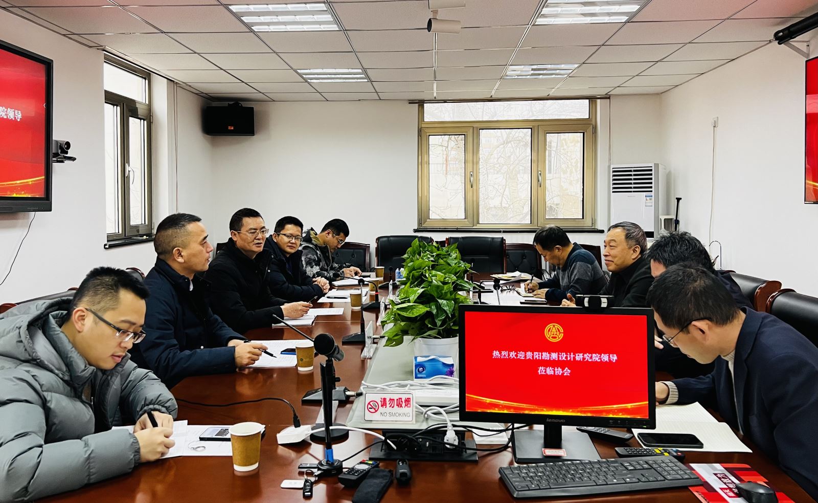 中國電力規(guī)劃設計協(xié)會李愛民與中國電建貴陽院、國網江蘇電力設計咨詢公司領導座談交流