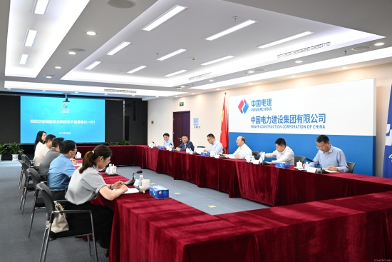 中國電建黨委常委、副總經(jīng)理徐鵬程與漳龍集團(tuán)黨委書記、董事長吳子毅會(huì)談