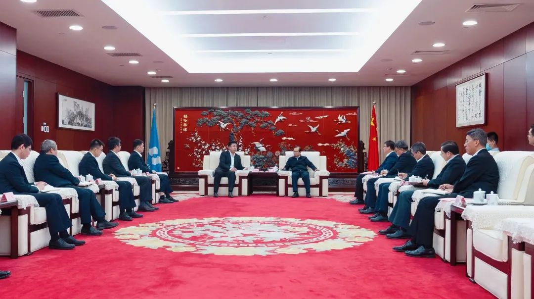 華電集團黨組書記、董事長江毅會見海博思創(chuàng)董事長、總經(jīng)理張劍輝