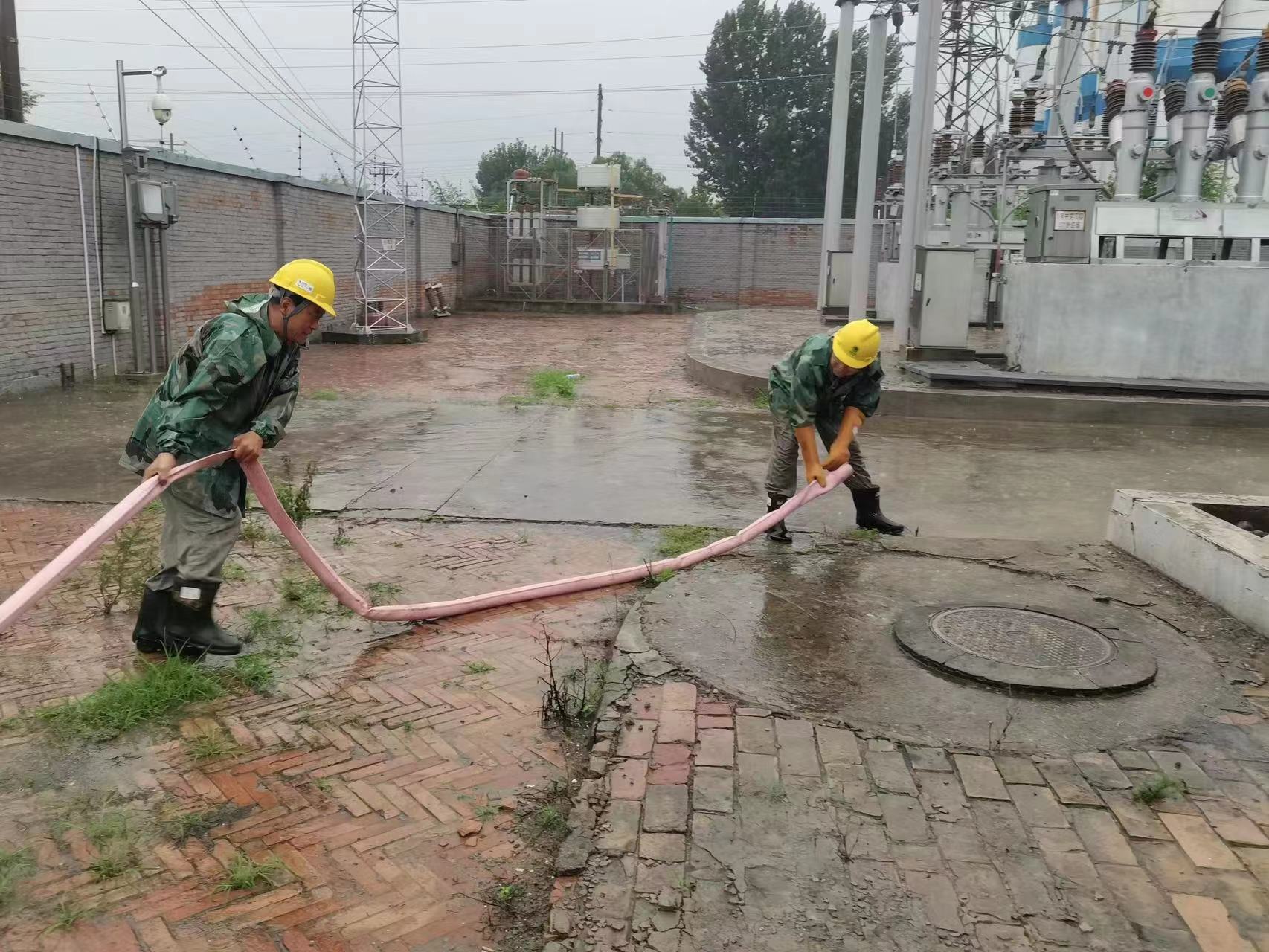 京津冀地區(qū)迎來極端強降雨，國網冀北電力近7000人迎戰(zhàn)