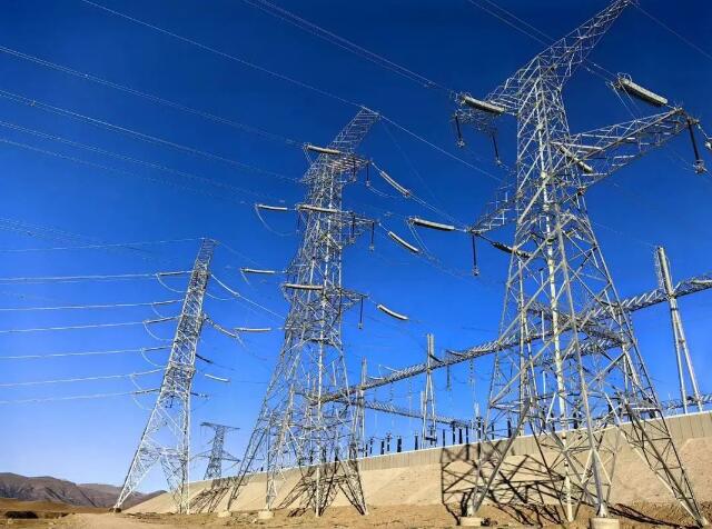 青?，敔枔跛娬?30千伏輸電線路全面竣工