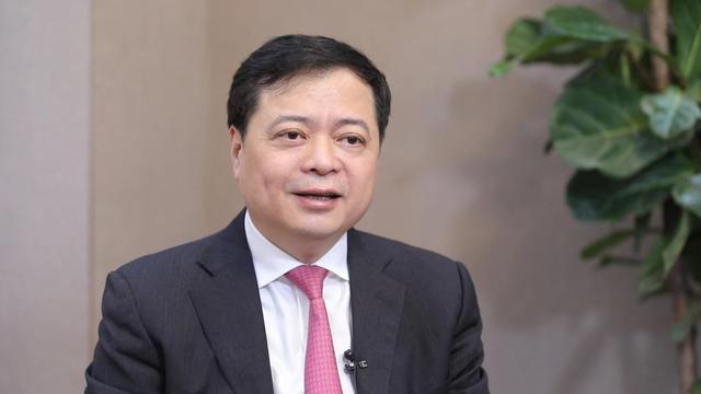 【兩會(huì)好聲音】全國(guó)政協(xié)常委、正泰集團(tuán)董事長(zhǎng)南存輝：建議進(jìn)一步優(yōu)化綠證核發(fā)及交易機(jī)制，提升市場(chǎng)參與度