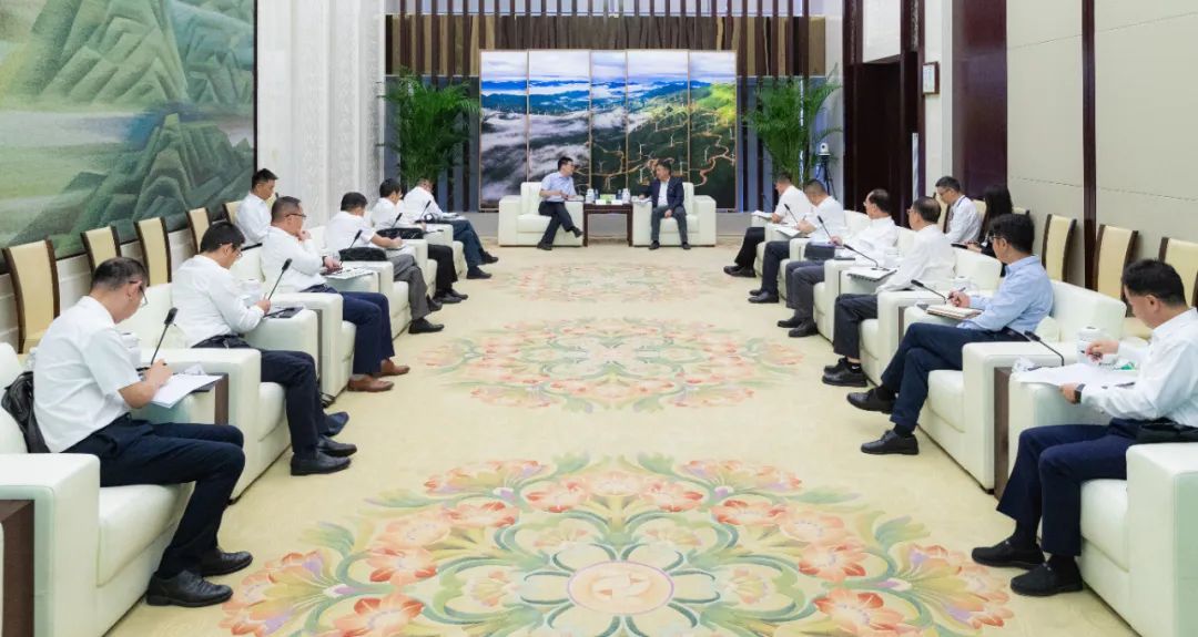 國(guó)家電投黨組書記、董事長(zhǎng)劉明勝會(huì)見上海電氣黨委書記、董事長(zhǎng)吳磊
