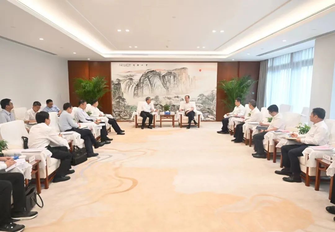 中國電建黨委書記、董事長丁焰章會見南瑞集團董事長、黨委書記山社武