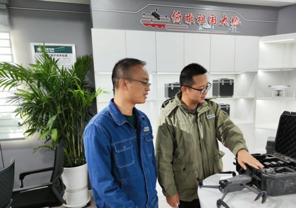 張著峰：從鄂城到肅北，電力幫扶路不停