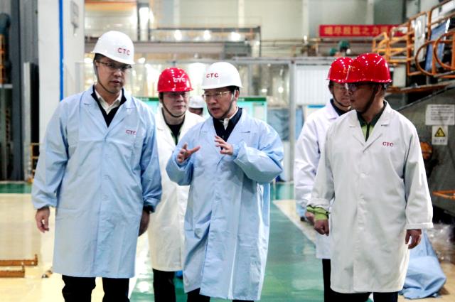 中國電氣裝備黨委書記、董事長李洪鳳赴浙江盛達、恒馳電氣、西電常變、常州東智調研