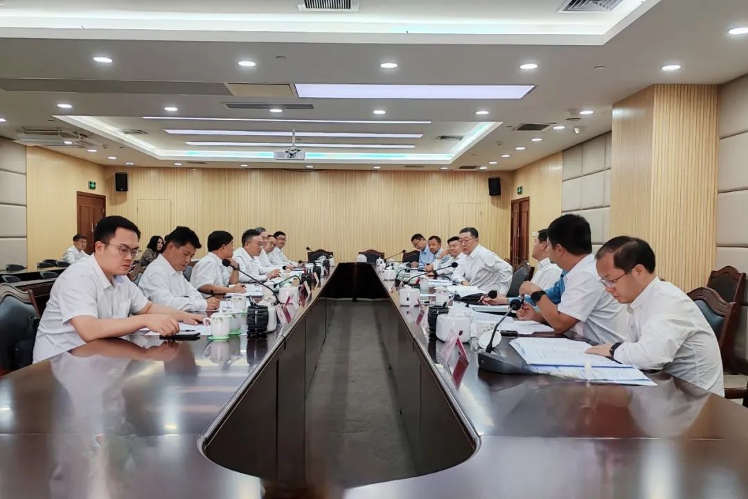 國(guó)家能源集團(tuán)廣西公司黨委書記、董事長(zhǎng)李富軍拜會(huì)柳州市委副書記、市長(zhǎng)張壯